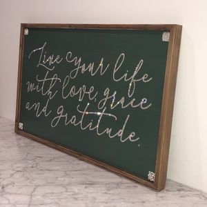 BNWT “Live Your Life With Love, Grace & Gratitude" Wall Decor Swarovski Crystal